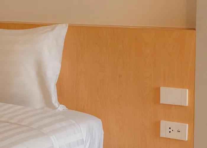 ホテル New Cozy Luxury King Bed Fast Wifi Ekkamai Bts バンコク都