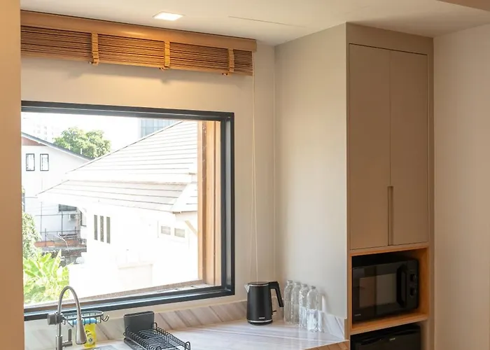 ホテル New Cozy Luxury King Bed Fast Wifi Ekkamai Bts バンコク都